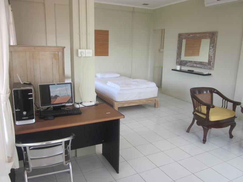 Urbanview Hotel Wayan Mansion 丹帕沙 外观 照片